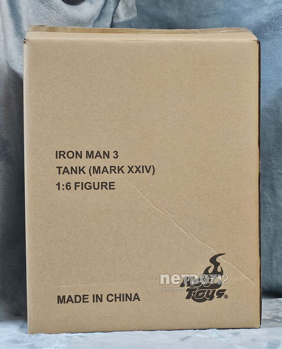 Hot toys MMS303 1/6 Mark 24 Tank Iron Man 3 Toy Fair Hot toys MMS303 1/6 Mark 24 Tank Iron Man 3 Toy Fair