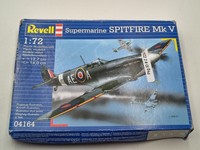 Revell Spitfire Mk,V, Modell - MaßStab 1:72 (04164) -- 9987/2201