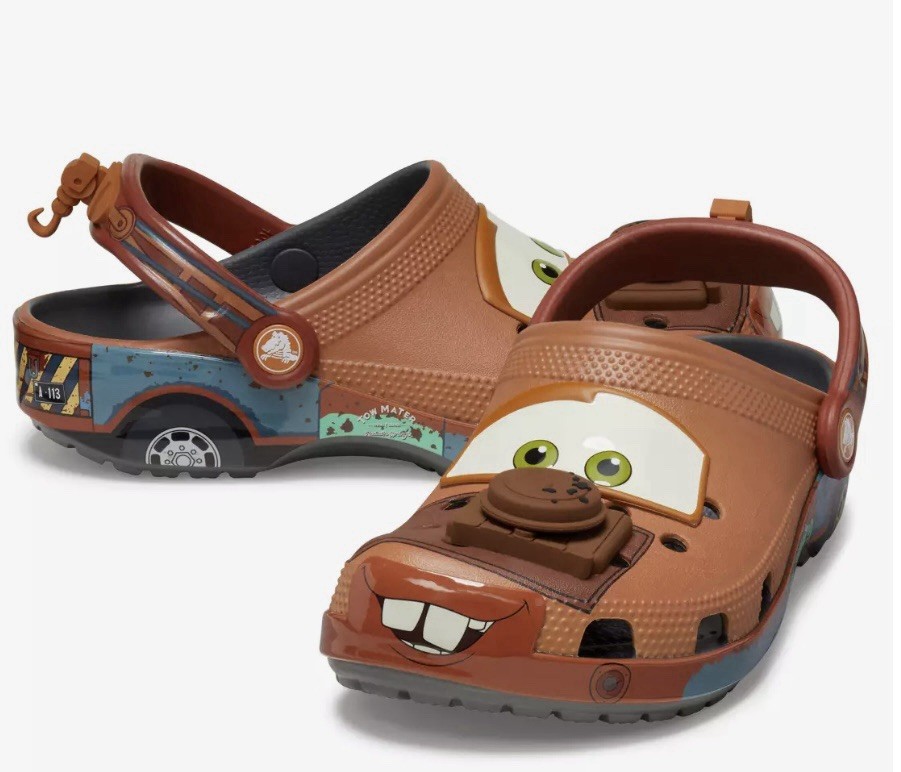 Disney - クラリ Disney Crocs Classic Clog Cars Tow Mater Disney Pixar