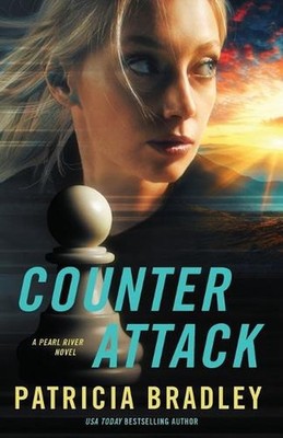 Counter Attack by Patricia Bradley (English) Paperback Book