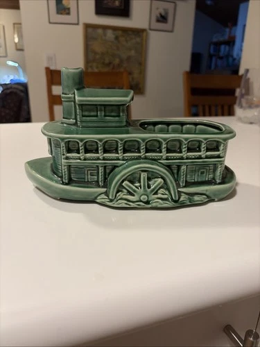 Vintage McCoy 1940's-50's Natchez riverboat planter Green Mint