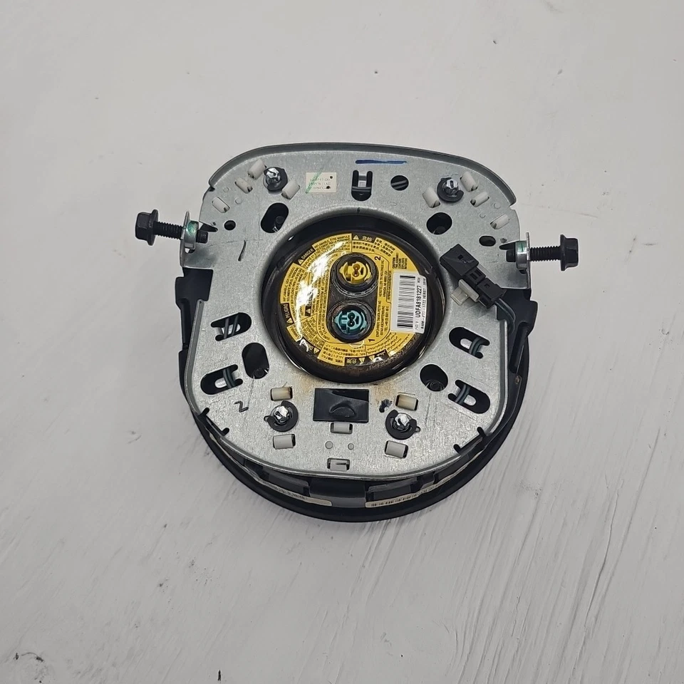 2011 2012 2013 Jeep Grand Cherokee Laredo Steering Wheel OEM Black - Image 2 of 4