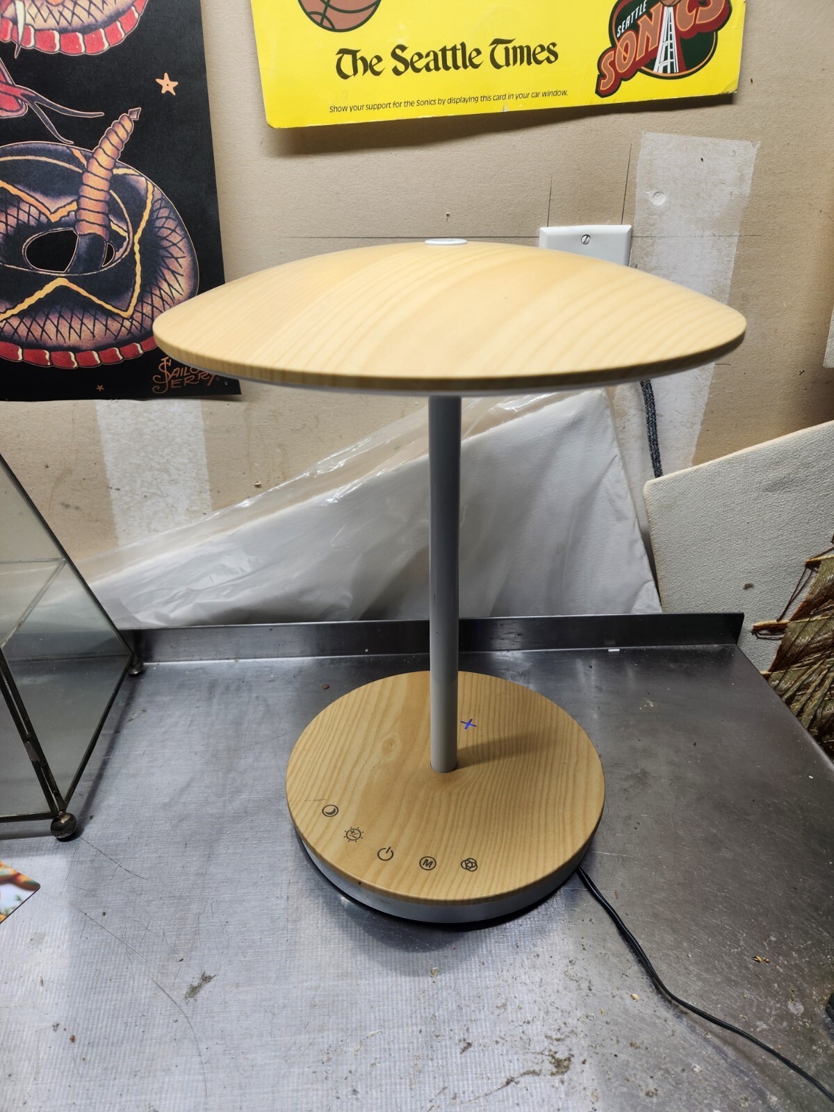 Ultrabrite Led Desk Lamp Mood And Night Light Qi Wireless Charging ultrabrite-led-desk-lamp-mood-and-night-light-qi-wireless-charging