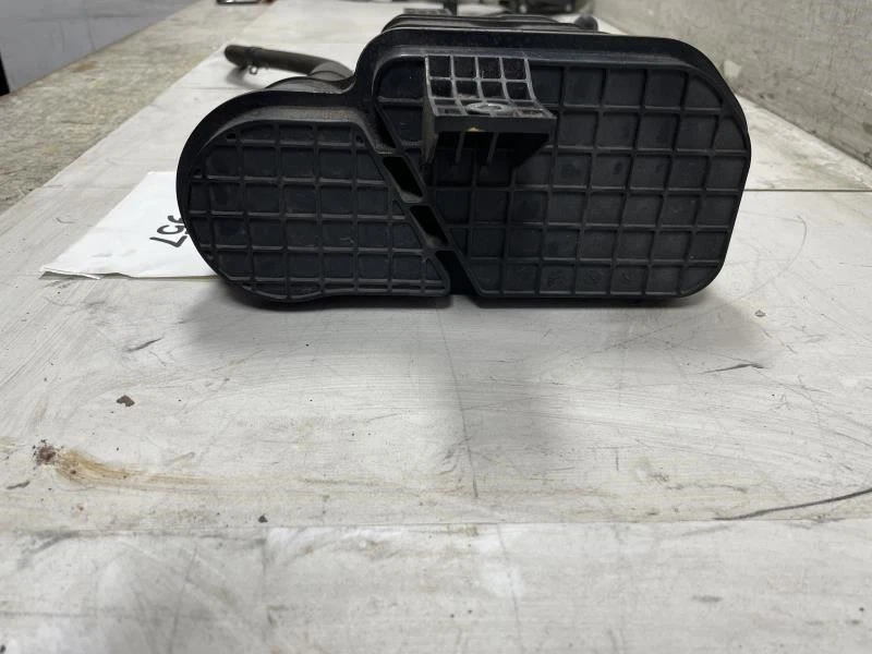 Hyundai Sonata SE 2017 bote de vapor de combustible OEM+ Foto 3 de 4