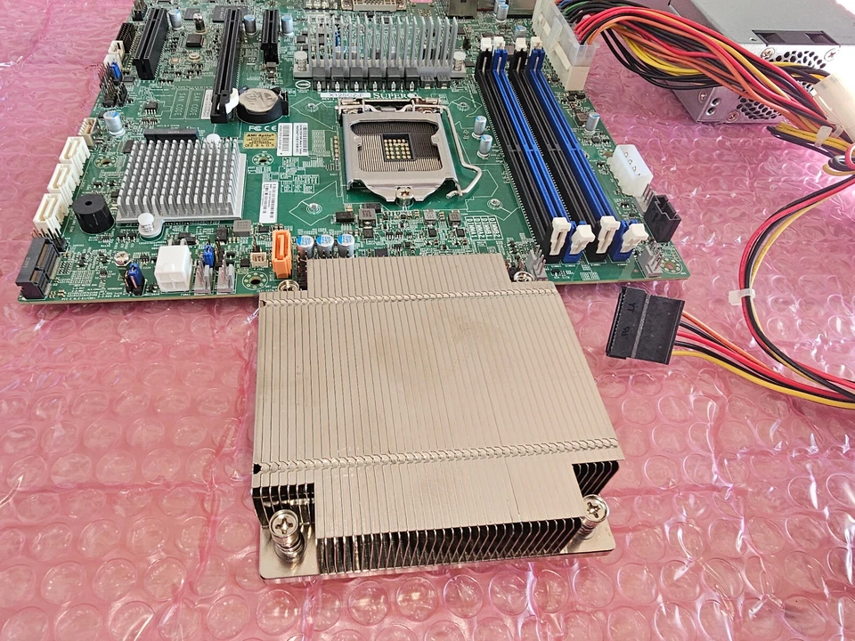 Supermicro X12SCZ-F Motherboard - micro ATX HD Audio +Netzteil +CPU Kühler - Bild 3 von 4