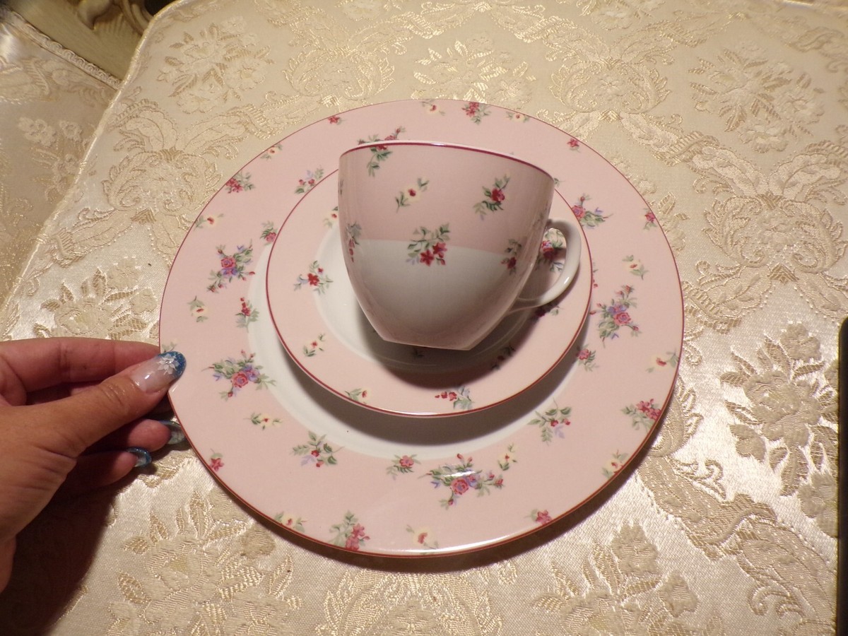 3 Piece Dinner Set Dinner Plate, Cup & Saucer Laura Ashley Petite