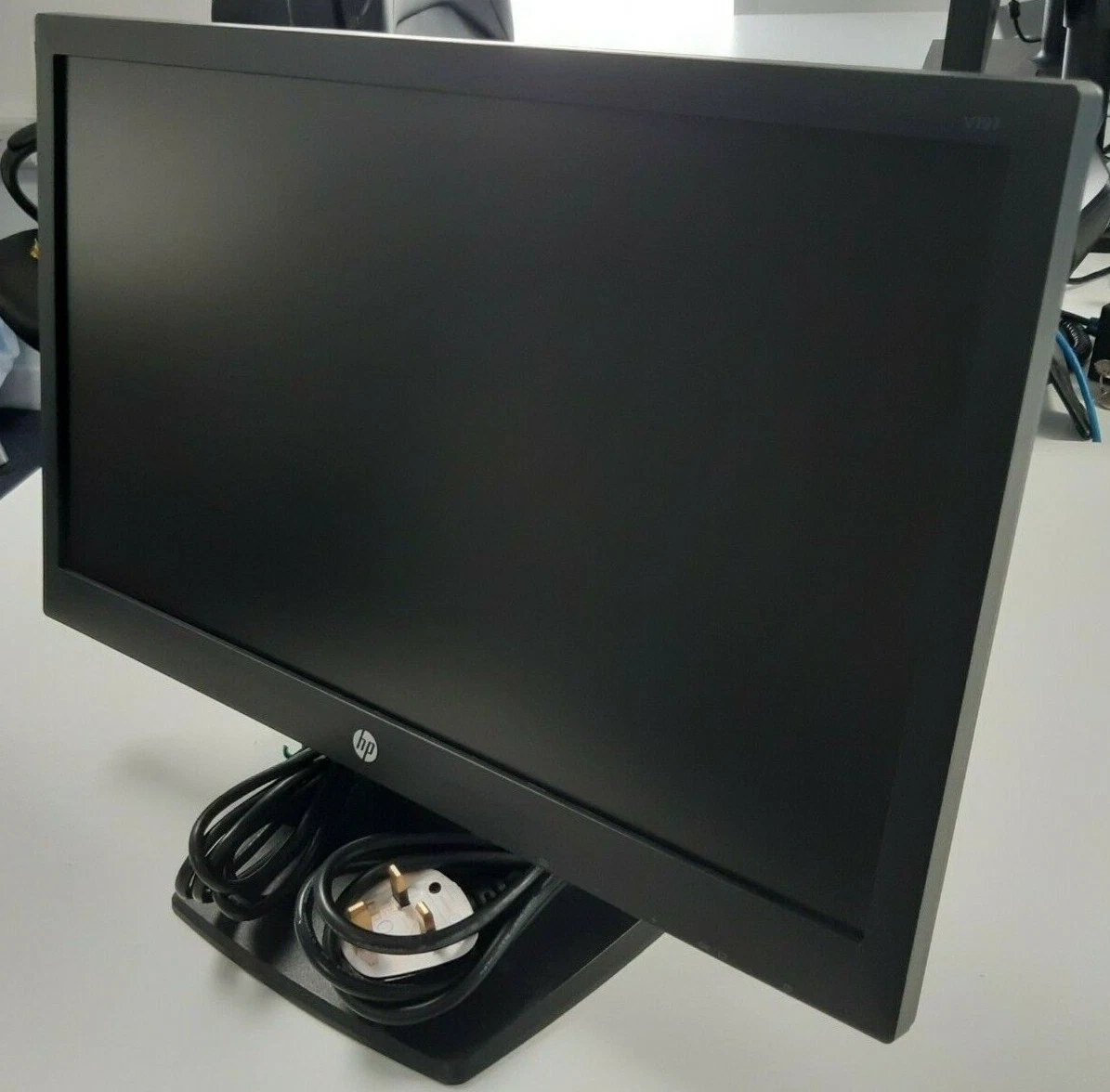 Hp v194 monitor online