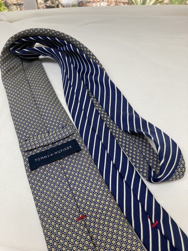 Tommy Hilfiger MEN'S TIE BLue/ Grey GEOMETRIC L: 60" - Picture 2 of 2