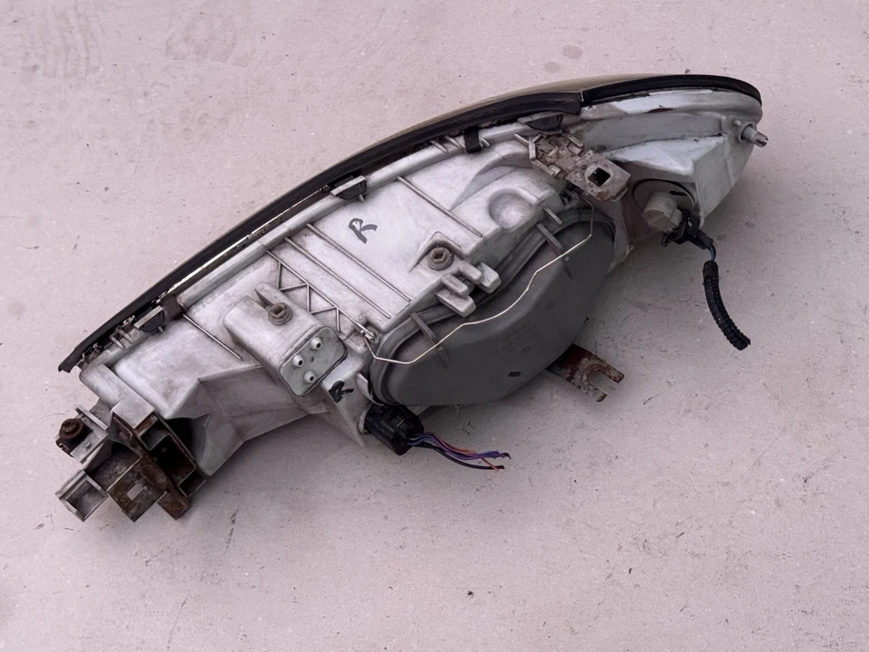 Ford Mondeo MK2 Scheinwerfer Frontscheinwerfer rechts Halogen 305235323 Original - Bild 2 von 4