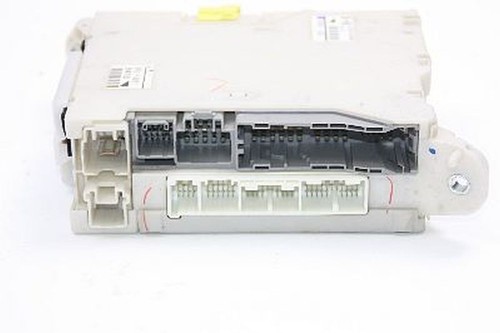 Módulo de control de la carrocería Lexus IS II 2 XE2 24595 - Bild 1 von 3