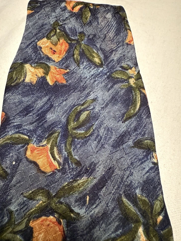 Ungaro Paris Tie Made in Italy 100% Silk Floral Blue Orange Designer Neckwear - Image 2 of 4