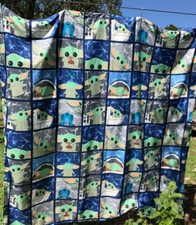 STAR WARS  MANDALORIAN BABY YODA MANDO BLUE GREEN FABRIC SHOWER CURTAIN 