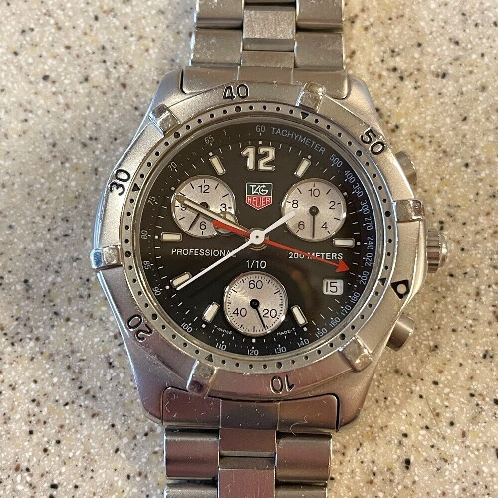 Tag Heuer 2000 Series Professional Chronograph Watch CK1110 Tag Heuer 2000 Series Professional Chronograph Watch CK1110