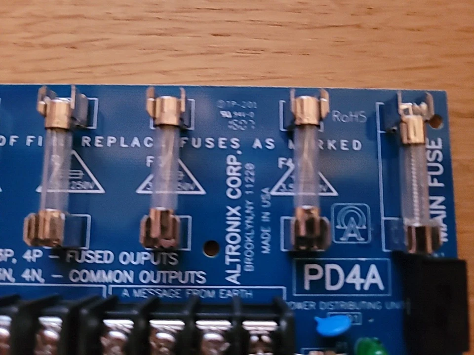 PD4A ALTRONIX POWER DISTRIBUTION MODULE 28 VAC OR 28 VDC MAX, 10 AMP MAX - Image 2 of 4