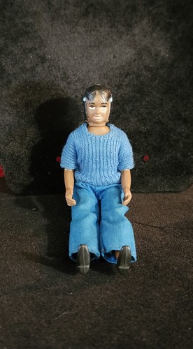 Vintage 1975 Tonka Mighty School Bus Passenger African American Girl - Picture 2 of 6