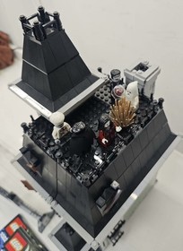 LEGO Monster Fighters: Haunted House (10228) 99.99% Complete W/Instructions