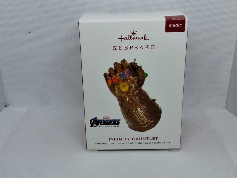 2019 Hallmark Infinity Gauntlet Ornament - Marvels Avengers Endgame - Thanos