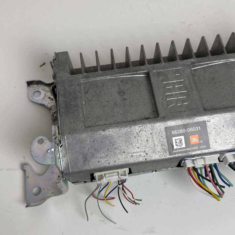 2012 TOYOTA SIENNA JBL PREMIUM SOUND STEREO AMP AMPLIFIER 86280-08031 OEM - Image 2 of 4