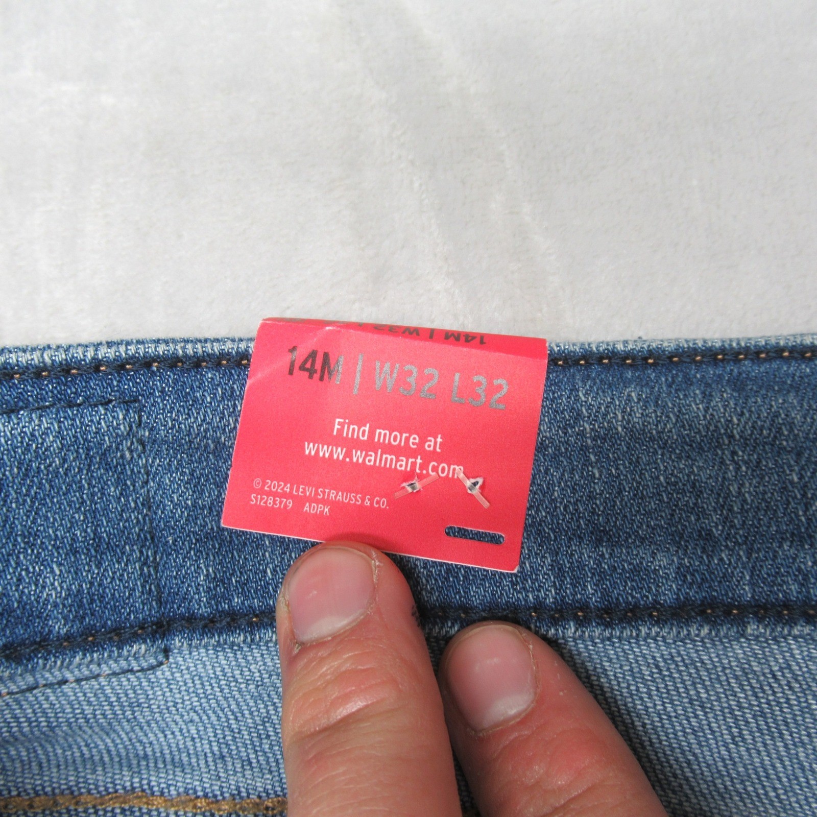 Levis Signature Jeans Women 14 Blue Denim Mid Rise Bootcut Medium Wash 36x32 NEW thumbnail 5