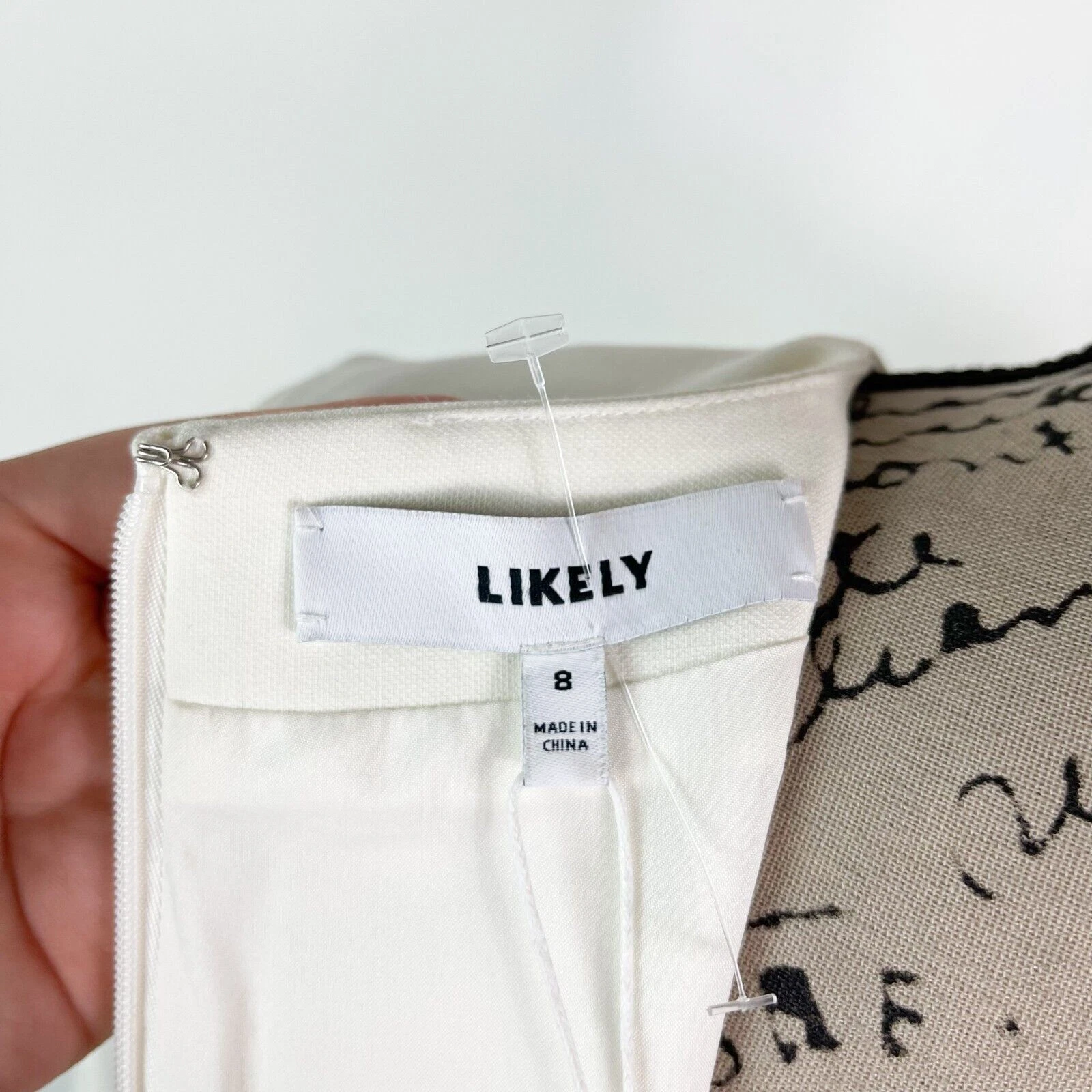 OFF WHITE Mini abito girocollo Mallory probabilmente nuovo con etichette bianco sporco manica a balza taglia 8