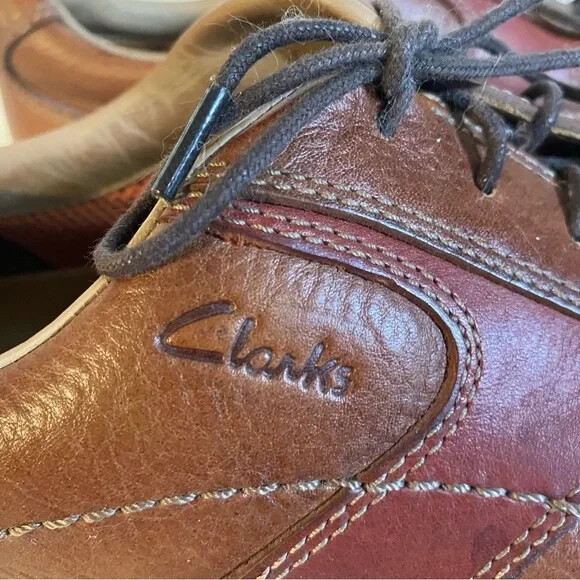 Clarks Size 12 Brown Leather Oxford Shoes Lace Up Casual Dress Comfort Classic Clarks 1825 Shoes Mens 12 Wide Unkenneth Way Oxford Dress  main image 3