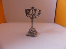 MINIATURE CHANDELIER A 5 BRANCHES SUR PIED  EN  ARGENT MASSIF OU METAL ARGENTE