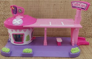 cutie cars drive thru