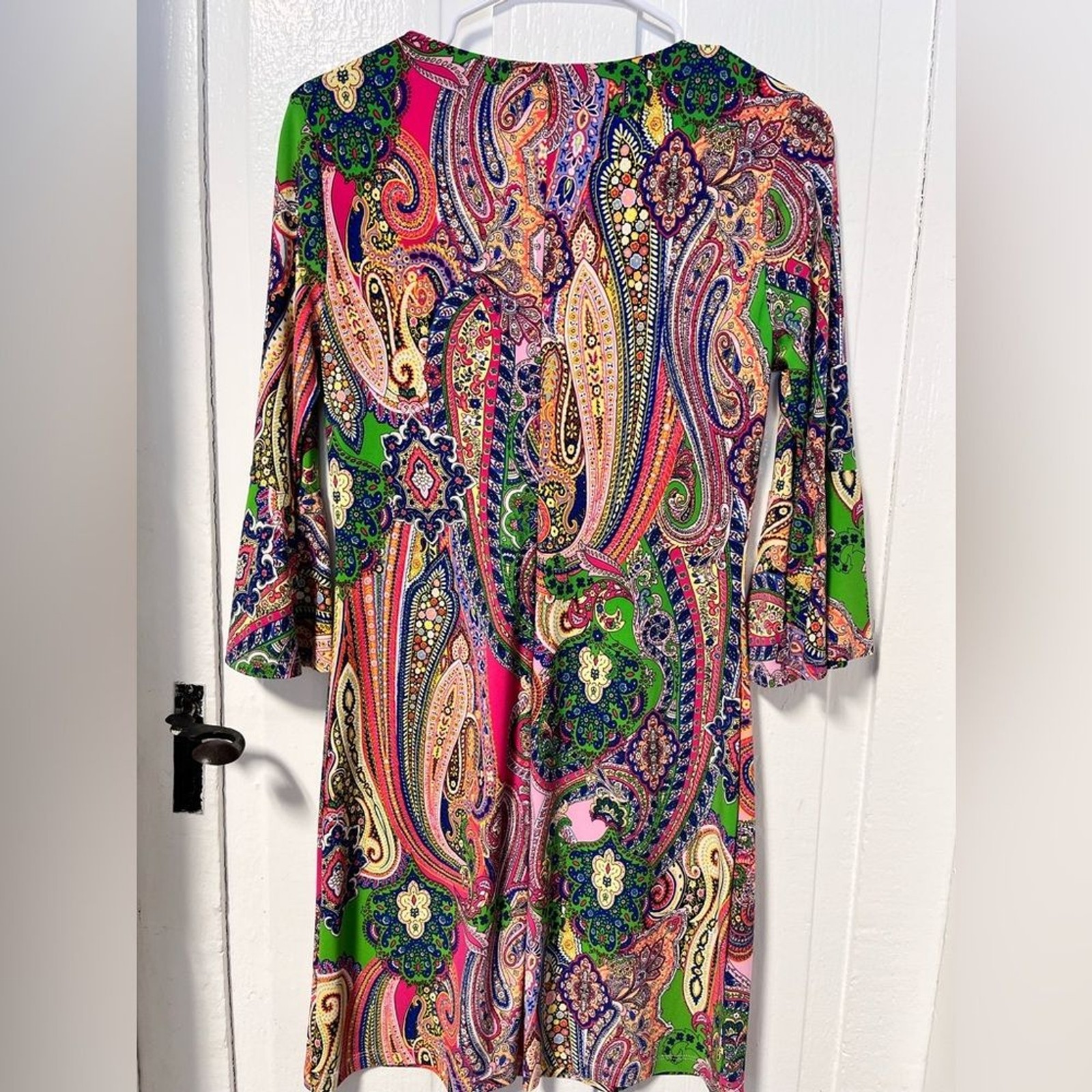 NWT Tommy Hilfiger Petite Paisley Stretch Shift dress with bell sleeves Size 6 thumbnail 3