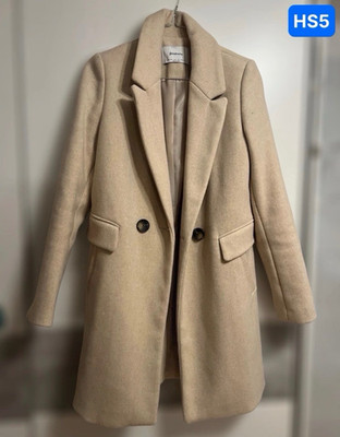 Stradivarius Damen Mantel S Beige Wolle halblang Revers Knöpfe Taschen