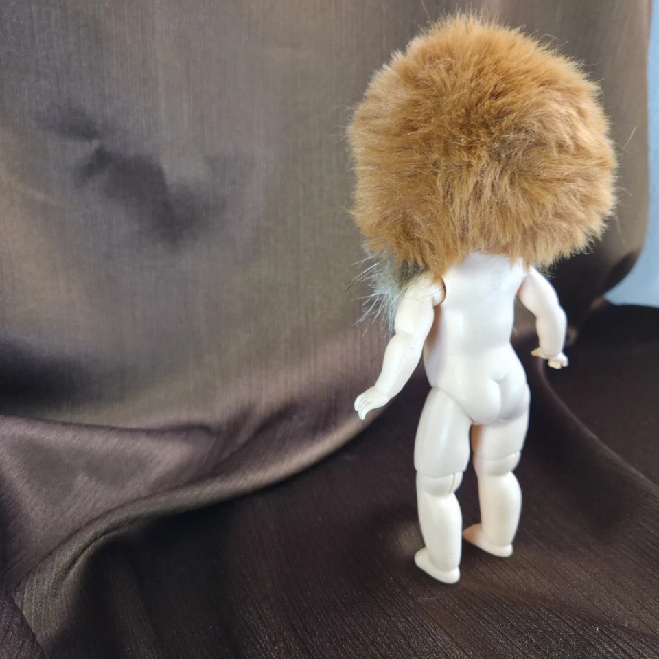 Lindo muñeco artístico Furby de cuerpo extraño maldito personalizado figura articulada raro espeluznante Foto 2 de 4