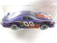 Hot Wheels - 2012 Muscle - Ford Mustang Cobra Race Car - Real Riders