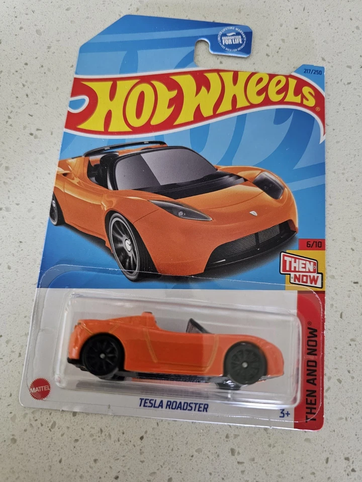 2 Tesla Hot Wheels, 1 Red Models S Plaid Ev, 1 Orange Roadster Then & Now New - Image 2 of 4