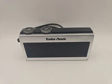 VINTAGE Realistic Radio Shack Pocket Radio 