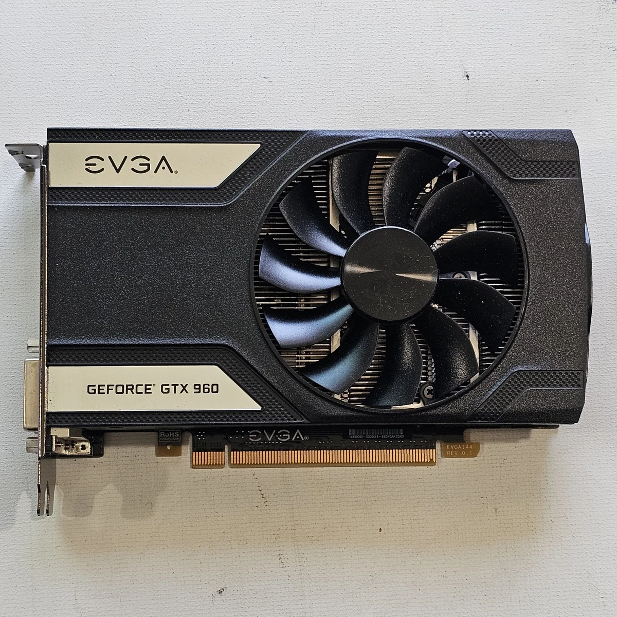 NVIDIA GeForce GTX 960 DDR5 4 GB Memory Computer Graphics Cards