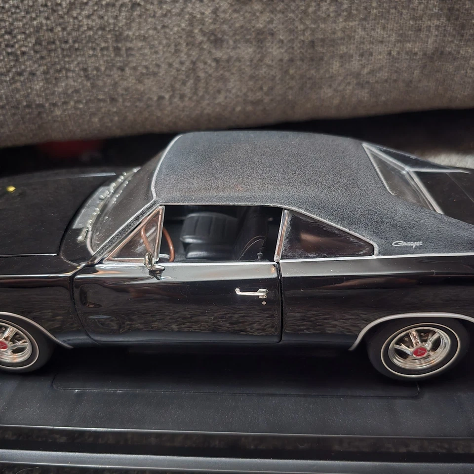 ERTL 1968 道奇充电器 1/18 比例 — 第 3/4 张图片