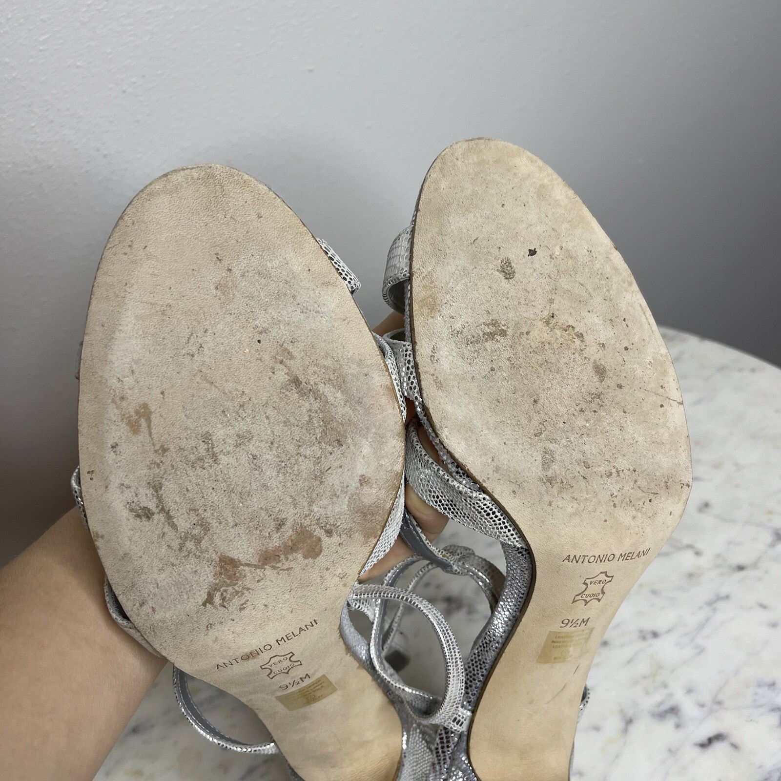 Antonio Melani Sz 9.5 M Leather Silver Sandals Heels Strappy Metallic -R1 Antonio Melani Sz 9.5 M Leather Silver Sandals Heels Strappy Metallic -R1