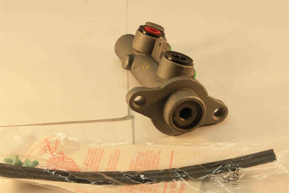 Brake Master Cylinder Reman para SUBARU Justy 1987-1988 - Imagem 3 de 4
