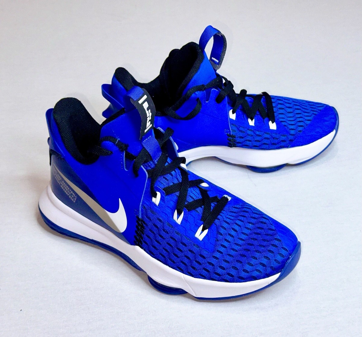 シューズ(男性用) NIKE LEBRON WITNESS Vlll Amazon.com | Nike Mens Lebron Witness V CQ9380 004 - Size