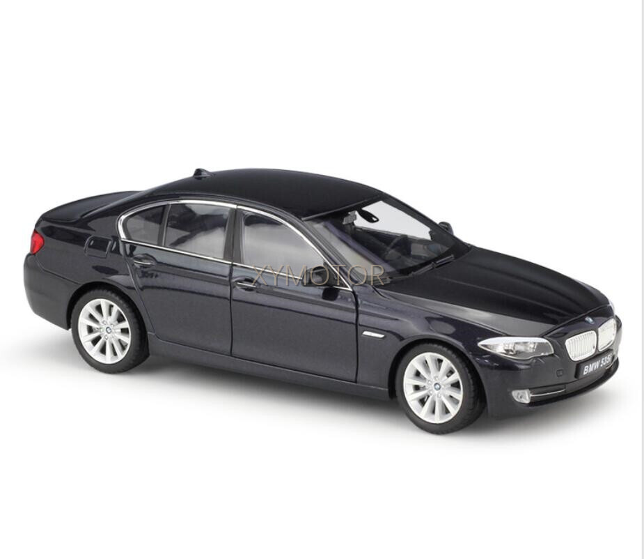 Welly 1/24 BMW 5er 535i F10 24026 diecast Car model Black/White | eBay