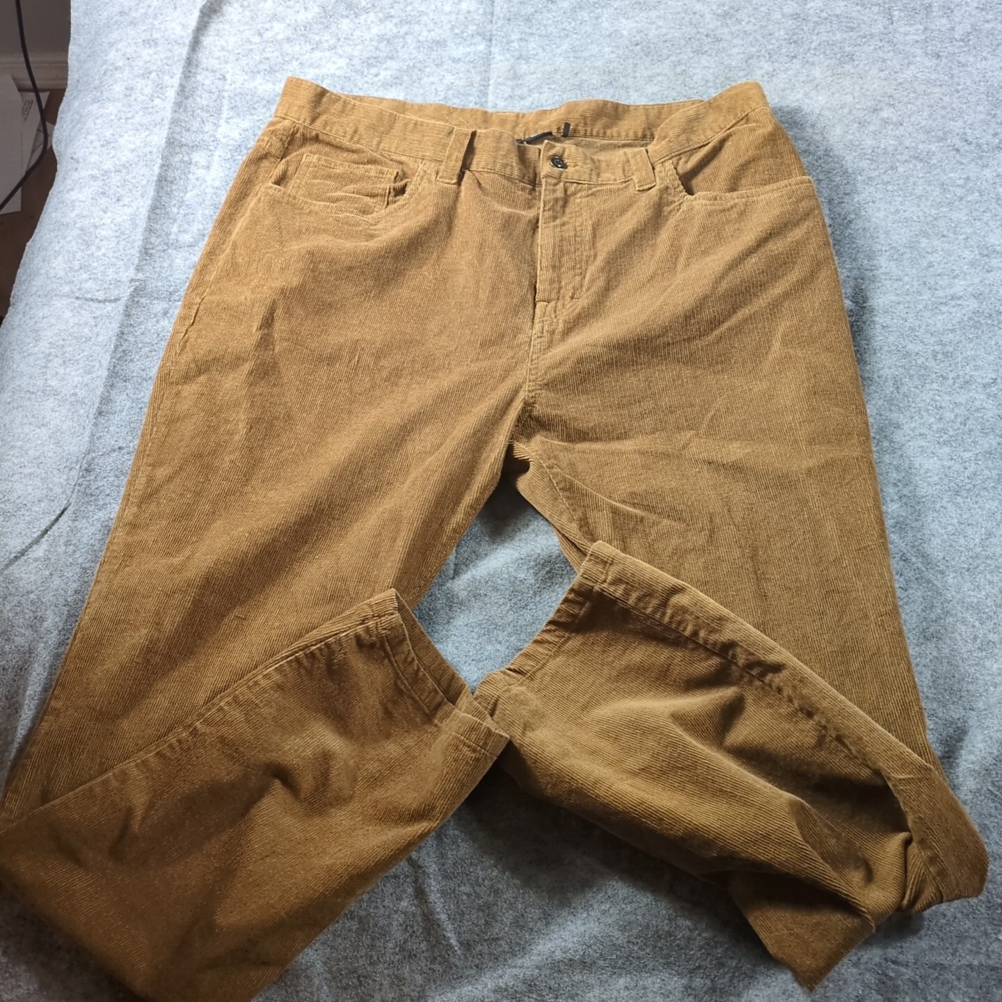 Men's Slim Fit Brown Corduroy Pants by Prana Size 40x32