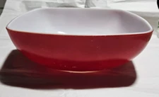 PYREX SQUARE BOWL RED 2.5 QT 525B-025 OVENWARE