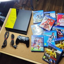 Sony PlayStation 4 1TB Valentino Rossi 46 Limited Edition - 1 Controller