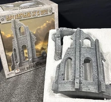 HALL OF HEROES THE BROKEN FACADE BATTLEFIELD IN A BOX