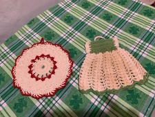 ❤️Vintage 2 Decorative Flourette & Dress Crochet Pot Holders White Red Green