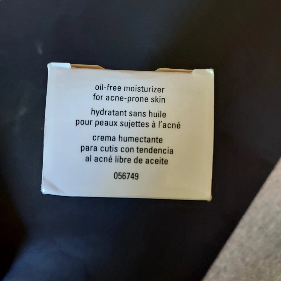 Tónico Mary Kay para el cuidado de la piel para el acné control de manchas 5 oz e hidratante sin aceite 3 oz Foto 2 de 4