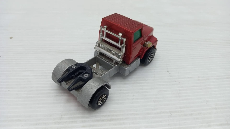 MATK1818 Matchbox Ford LTS 1/66, giocattolo vintage - Immagine 2 di 3