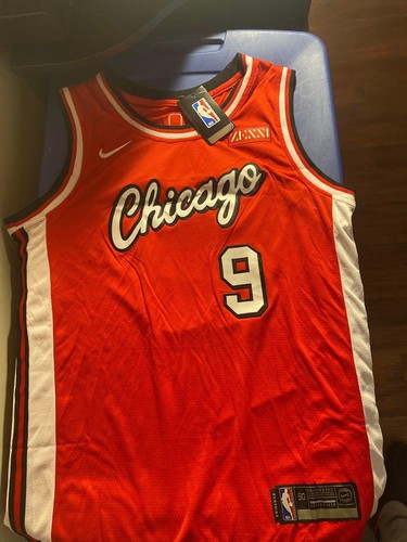 NIKOLA VUCEVIC Signed Autograph Chicago Bulls City Edition Jersey Beckett Coa - Bild 4 von 6