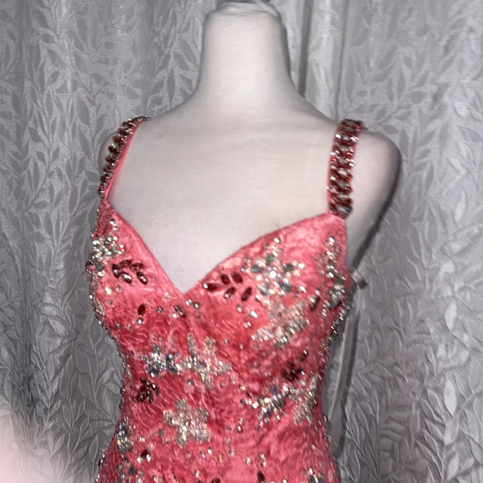 Sherri hill 风格 8557 珊瑚粉色 4 码蕾丝银色嵌入式舞会礼服 — 第 4/4 张图片