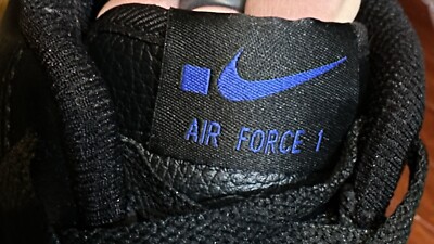 Size 9 - Nike Air Force 1 Low TINAJ .SWOOSH