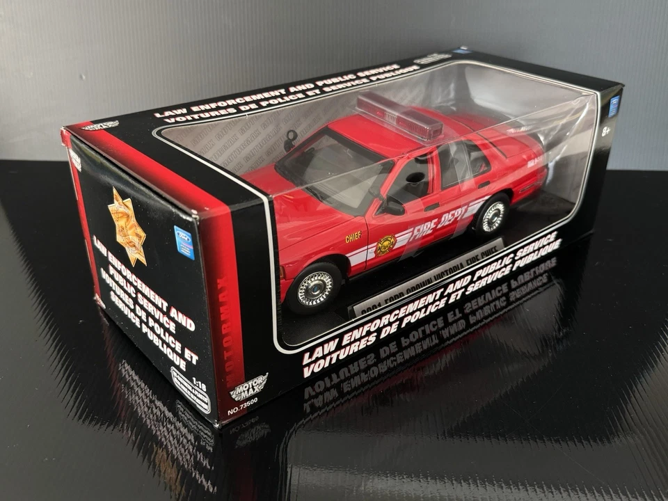 2001 Ford Crown Victoria P71 Police Interceptor Fire Department Chief 1/18 HTF ! - Image 3 of 4